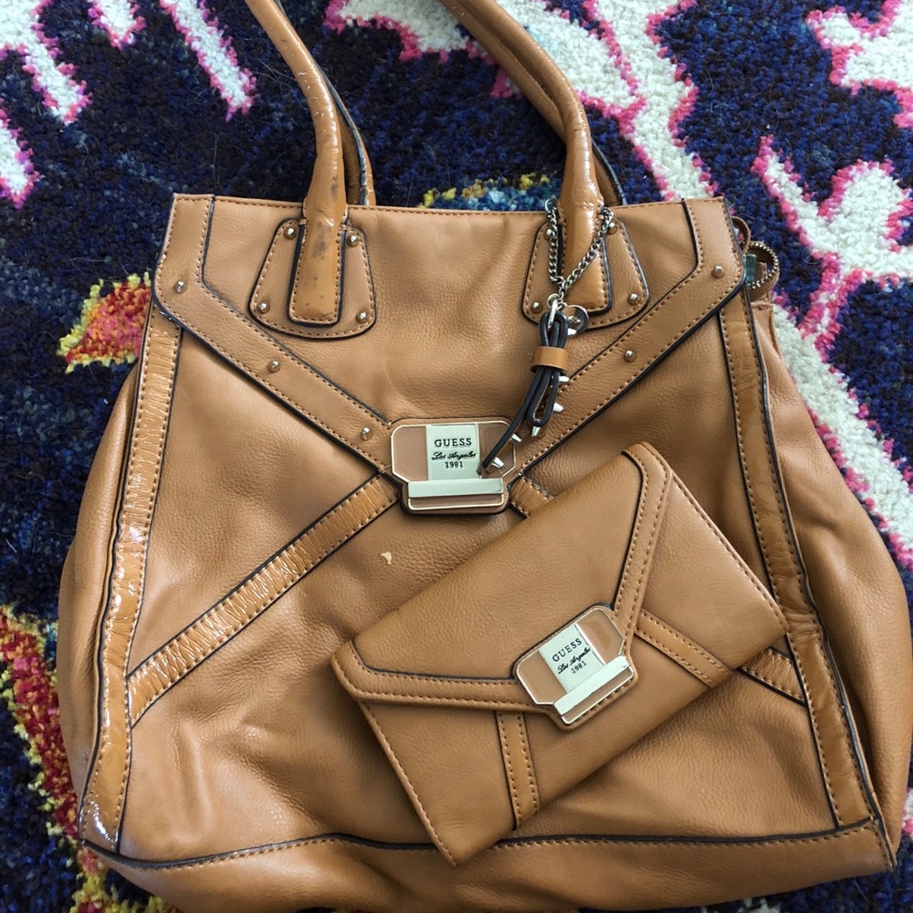 Guess wallet with FREE purse